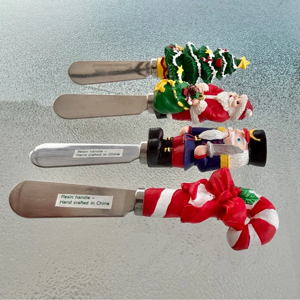 Boston Warehouse Christmas Cheese Spreaders ~ Set of 4